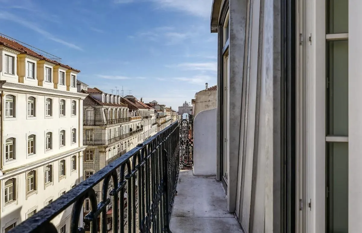 Lisbon Beautiful 2 Bedroom Apartment With Views In Rua Augusta Lisbon 0*,