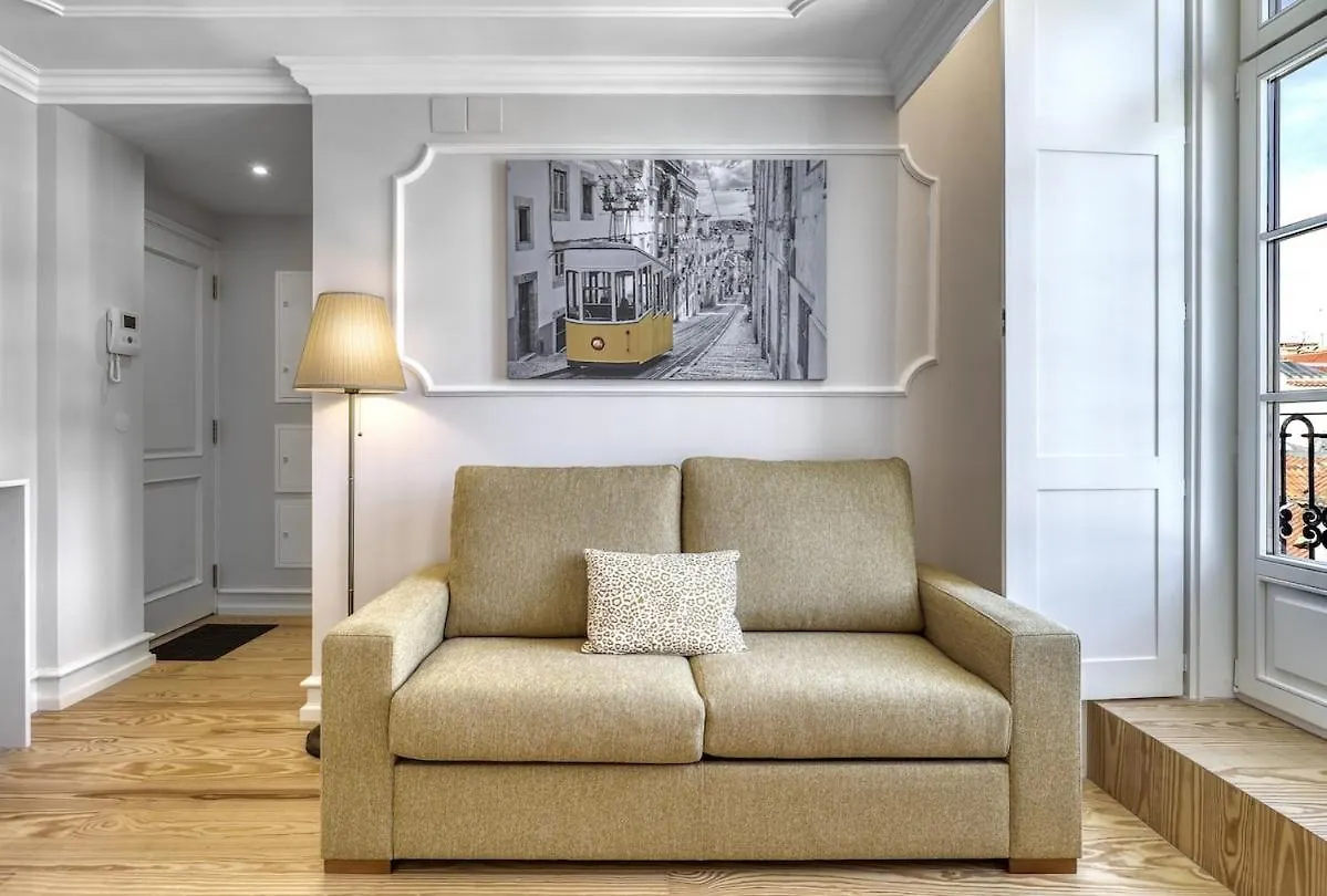 Lisbon Beautiful 2 Bedroom Apartment With Views In Rua Augusta Lisbon