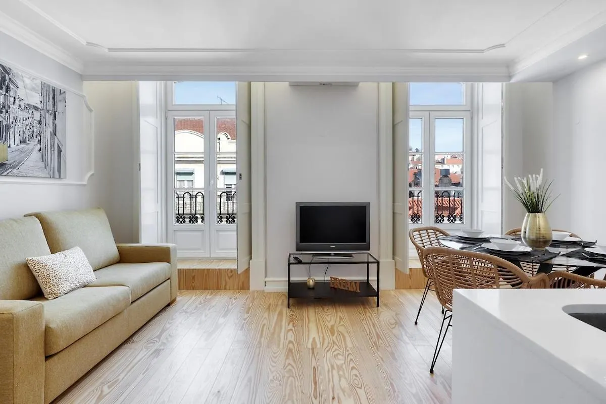 Lisbon Beautiful 2 Bedroom Apartment With Views In Rua Augusta Lisbon Portugal